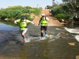 crossing_the_yarkon